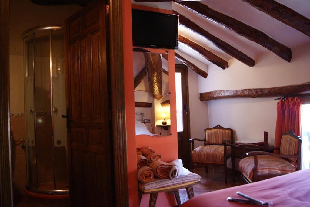 Hotel Casa De La Fuente Алькориса Экстерьер фото