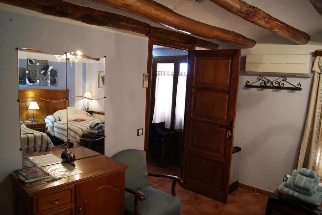 Hotel Casa De La Fuente Алькориса Экстерьер фото